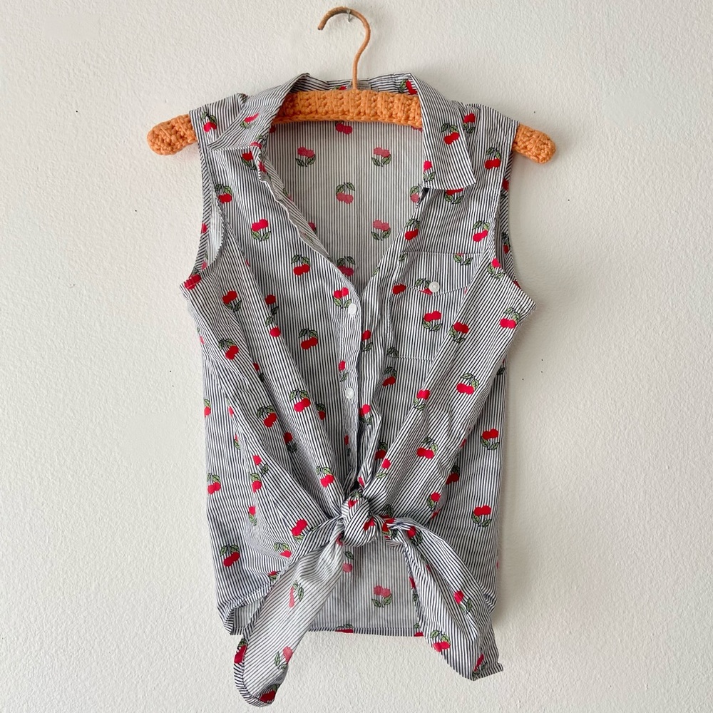 Vintage Cherry Print Cropped Cotton Top